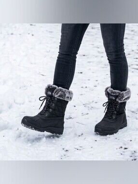 ARTIC SHIELD Women’s Black Winter Snow Boots with Faux Fur Collar Size 9